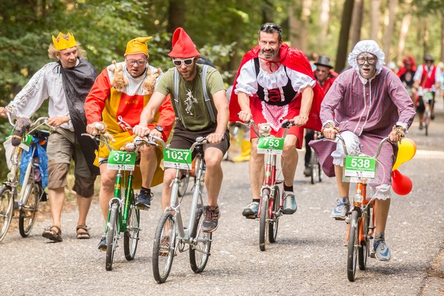 Rotkäppchen, wolf etc. | Foto: Roland Kohls