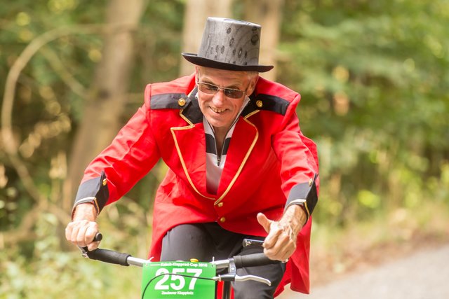 Zirkusdirektor. | Foto: Roland Kohls