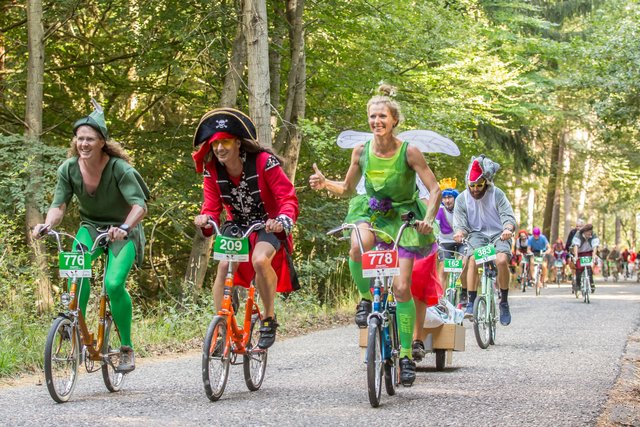 Jäger, Piraten und Bienchen | Foto: Rolland Kohls