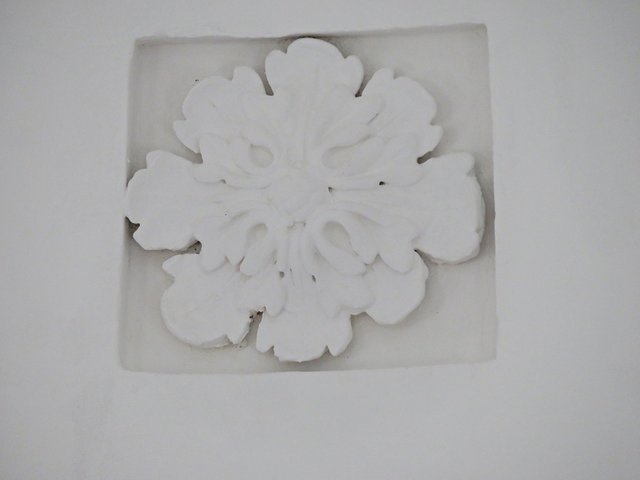 Stuckblume in der Decke | Foto: Brigitte Melder