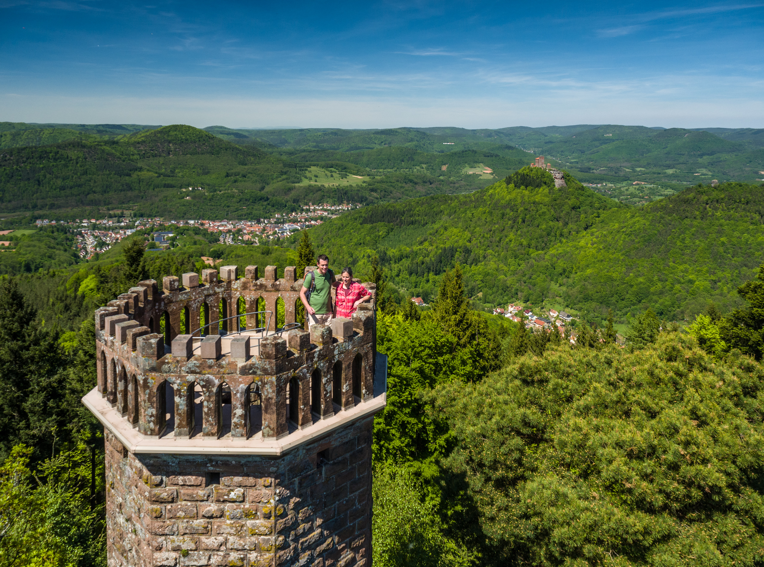Rundumblick vom Rehbergturm.