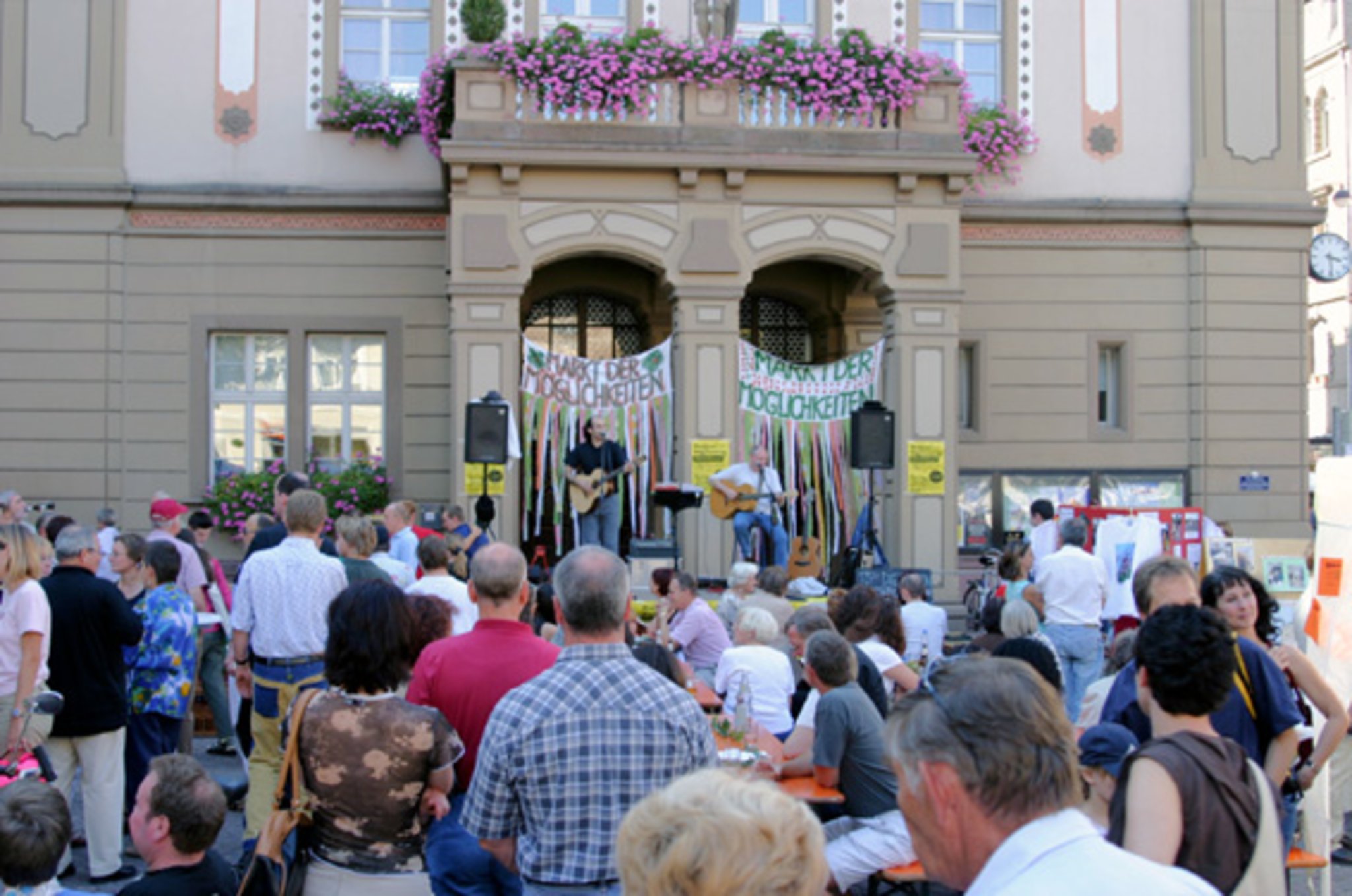 Am verkaufsoffenen Sonntag steht das Ehrenamt in Durlach im Blick