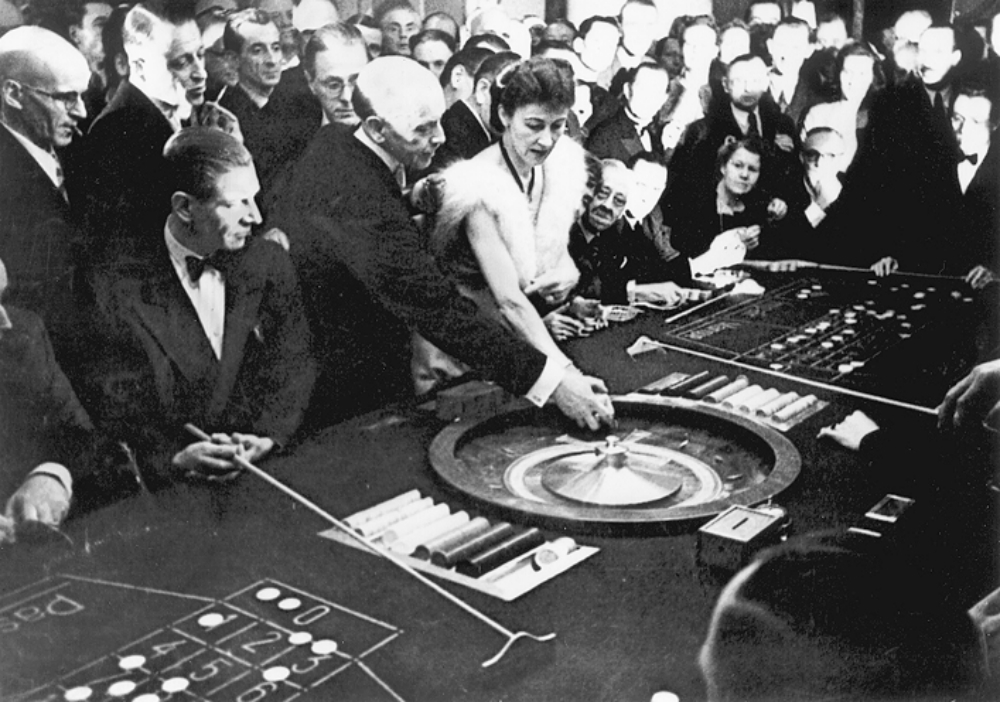 Die erste Kugel rollt. In Bad Neuenahr begann die Geschichte der Spielbanken Bad Neuenahr und Bad Dürkheim. Foto: Archiv Spielbank