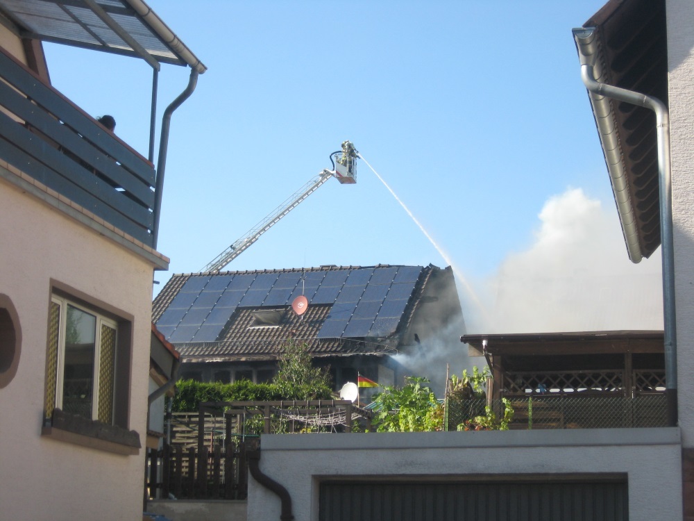 Mehrere Feuerwehren waren in Enkenbach-Alsenborn im Einsatz