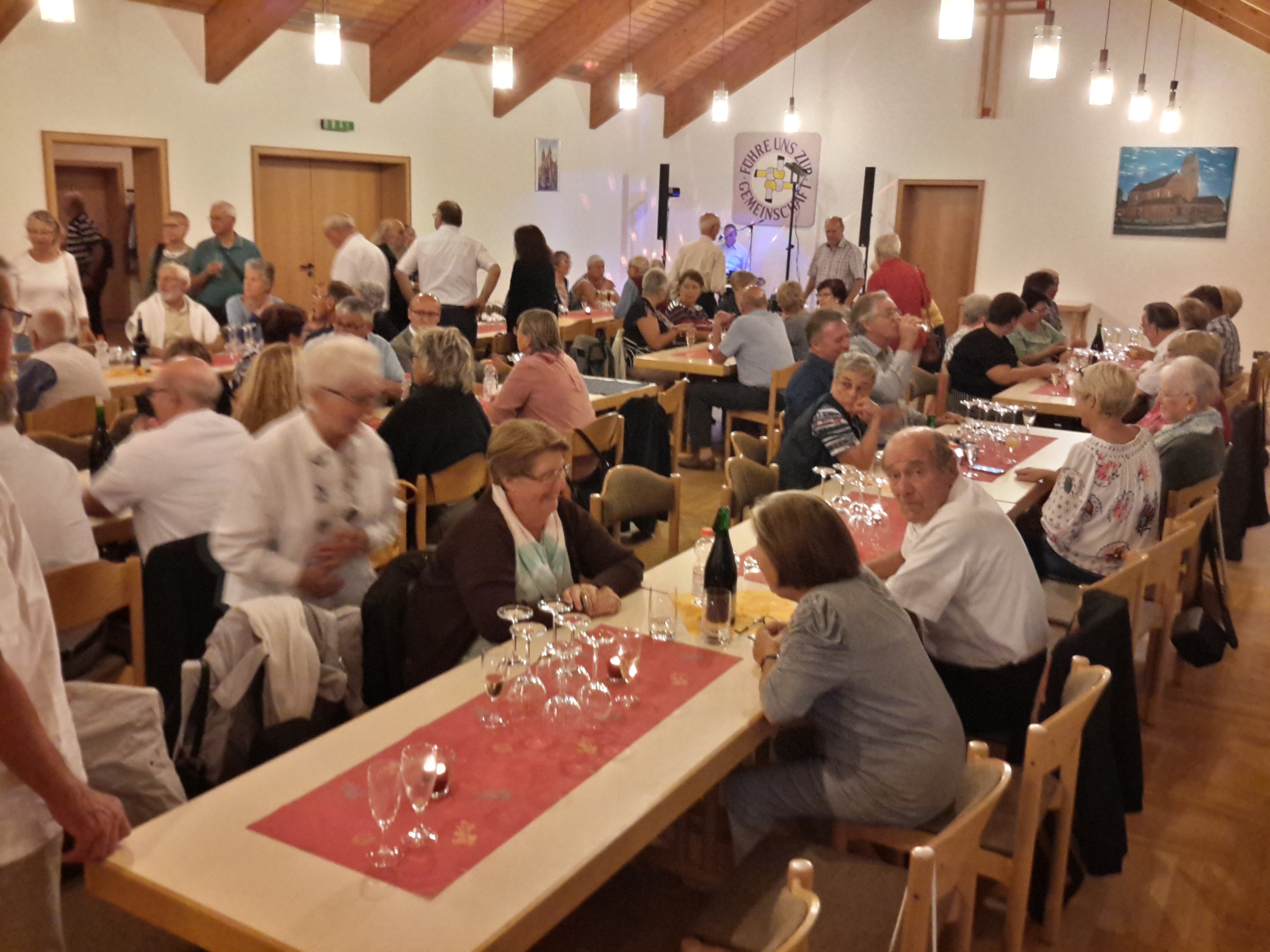 40 Gäste aus der französischen Partnergemeinde Précy-sur-Oise waren zu Besuch in Hütschenhausen Foto: PS