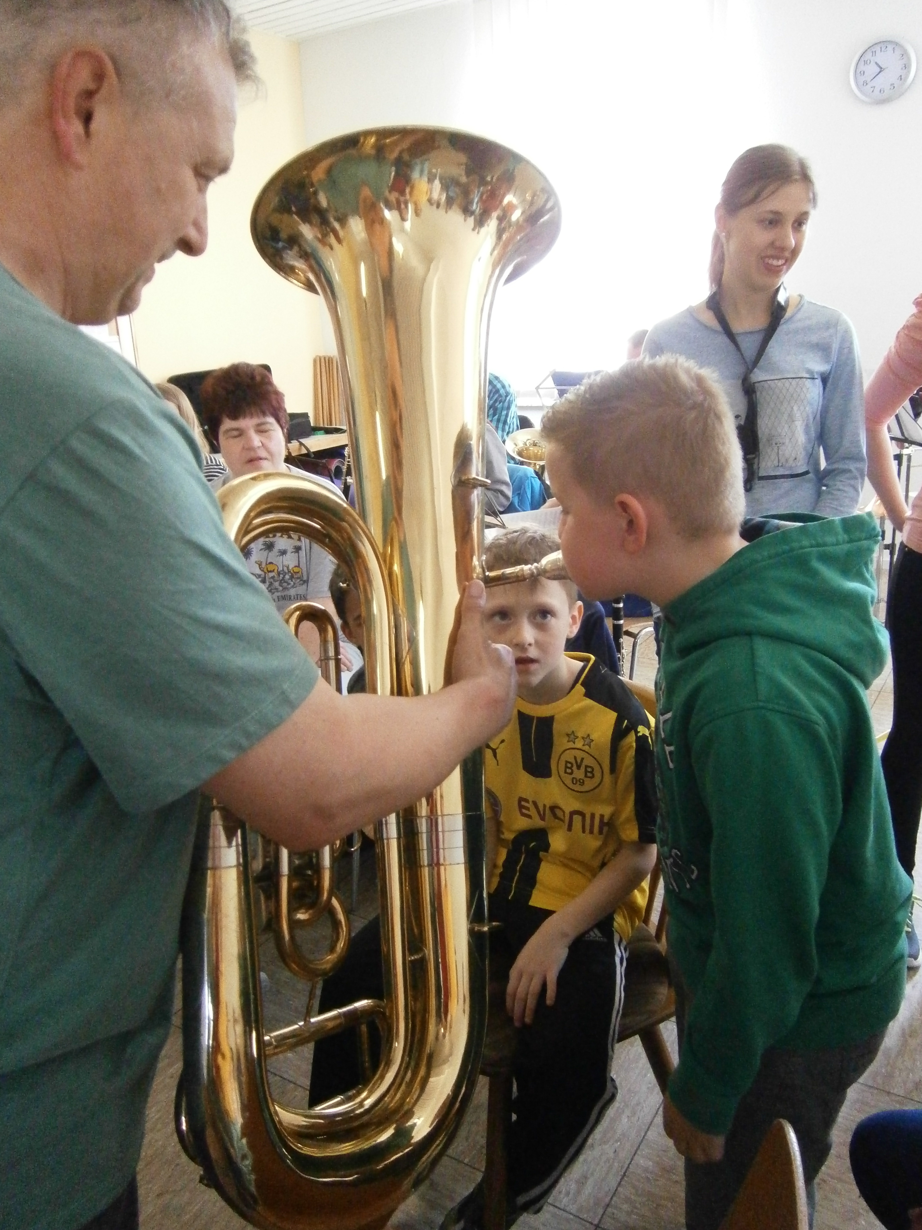 Kinder und Jugendliche lädt der Musikverein Jettenbach für den 28. September zu einer offnen Probe ein, in der Instrumente ausprobiert werden können. Foto: Musikverein