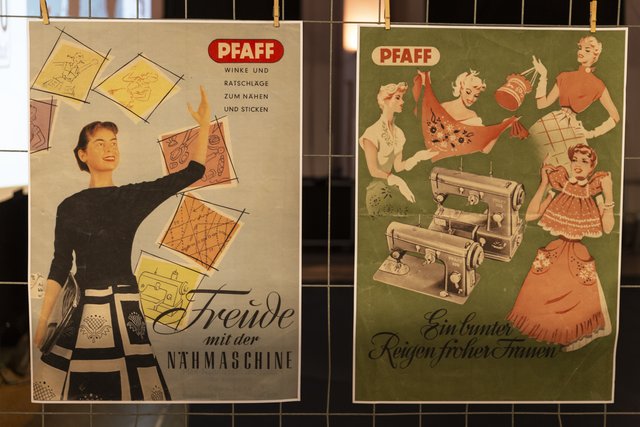 "Ein bunter Reigen froher Frauen" - Werbung anno dazumal | Foto: Jens Vollmer