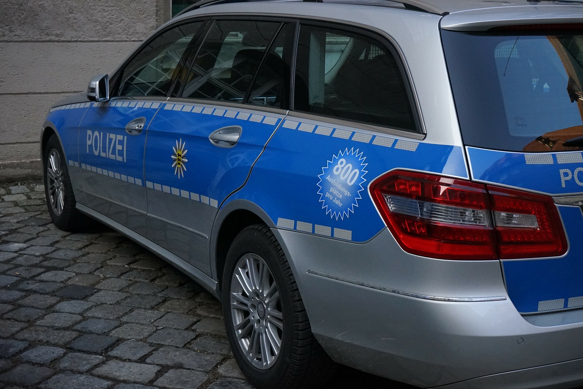 Führerschein und Fahrzeugschlüssel des Mannes wurden sichergestellt.