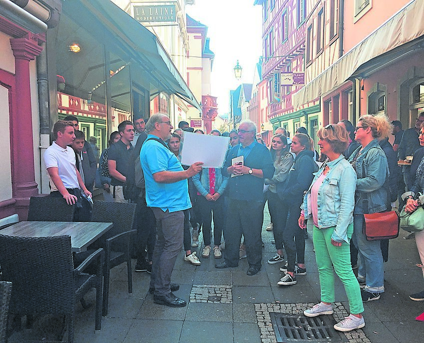 „Junior Memory Guide“ nennt sich ein neues Projekt vom Team „Jugend stärken im Quartier“ und der Gedenkstätte für NS-Opfer.