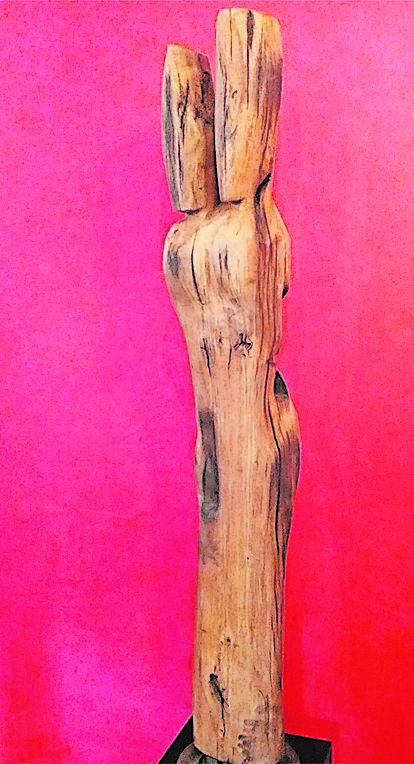 Objekt aus Holz von Willie M. Hoffelder.