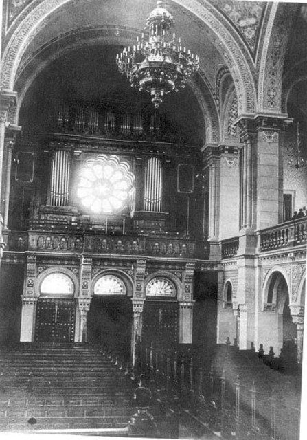 Die Synagoge Kaiserslautern im Innenraum