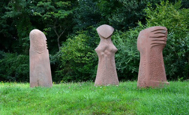König - Dame - Springer
Skulpturen von Prof. Karl-Heinz Deutsch
am Stadtpark Fronte Lamotte in Germersheim