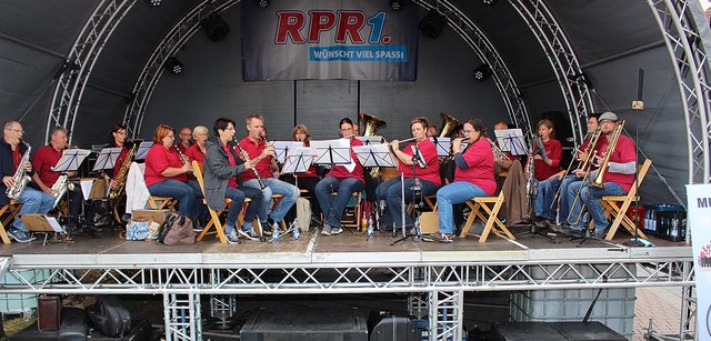 Der Musikbühne sorgte auf der RPR1-Bühne für schwungvollen Bläsersound. | Foto: Pacher