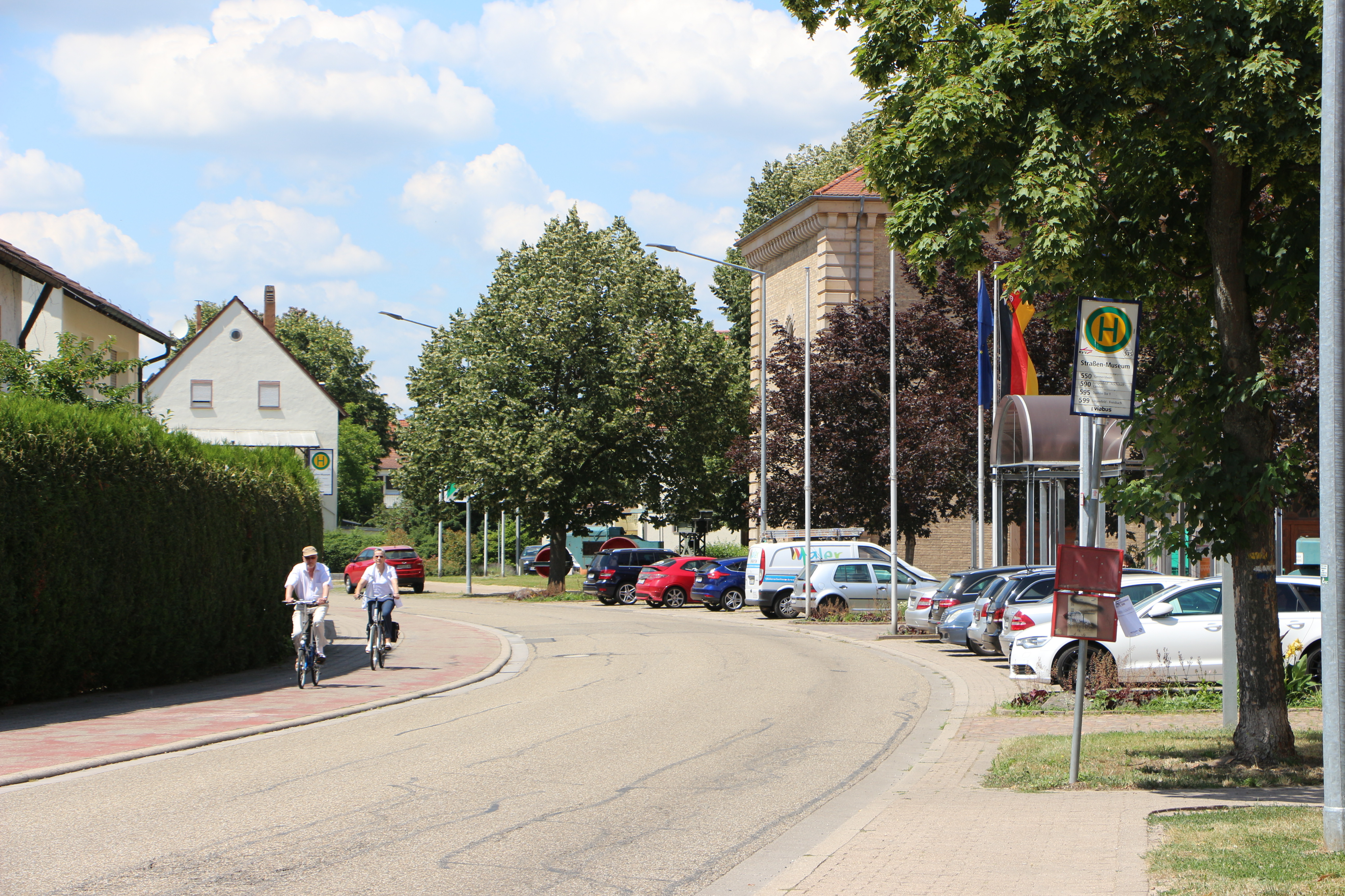 Die Zeughausstraße Germersheim, eine der wichtigsten innenstädtischen Route, wird zwei Wochen lang gesperrt. Die Querverbindungen bleiben aber erhalten.