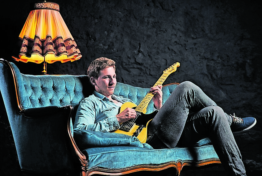 Steffen Münster (Gitarre und Komposition).