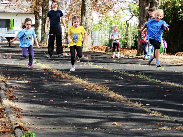 Mit vollem Eifer sind die Kleinen dabei | Foto: Brigitte Melder