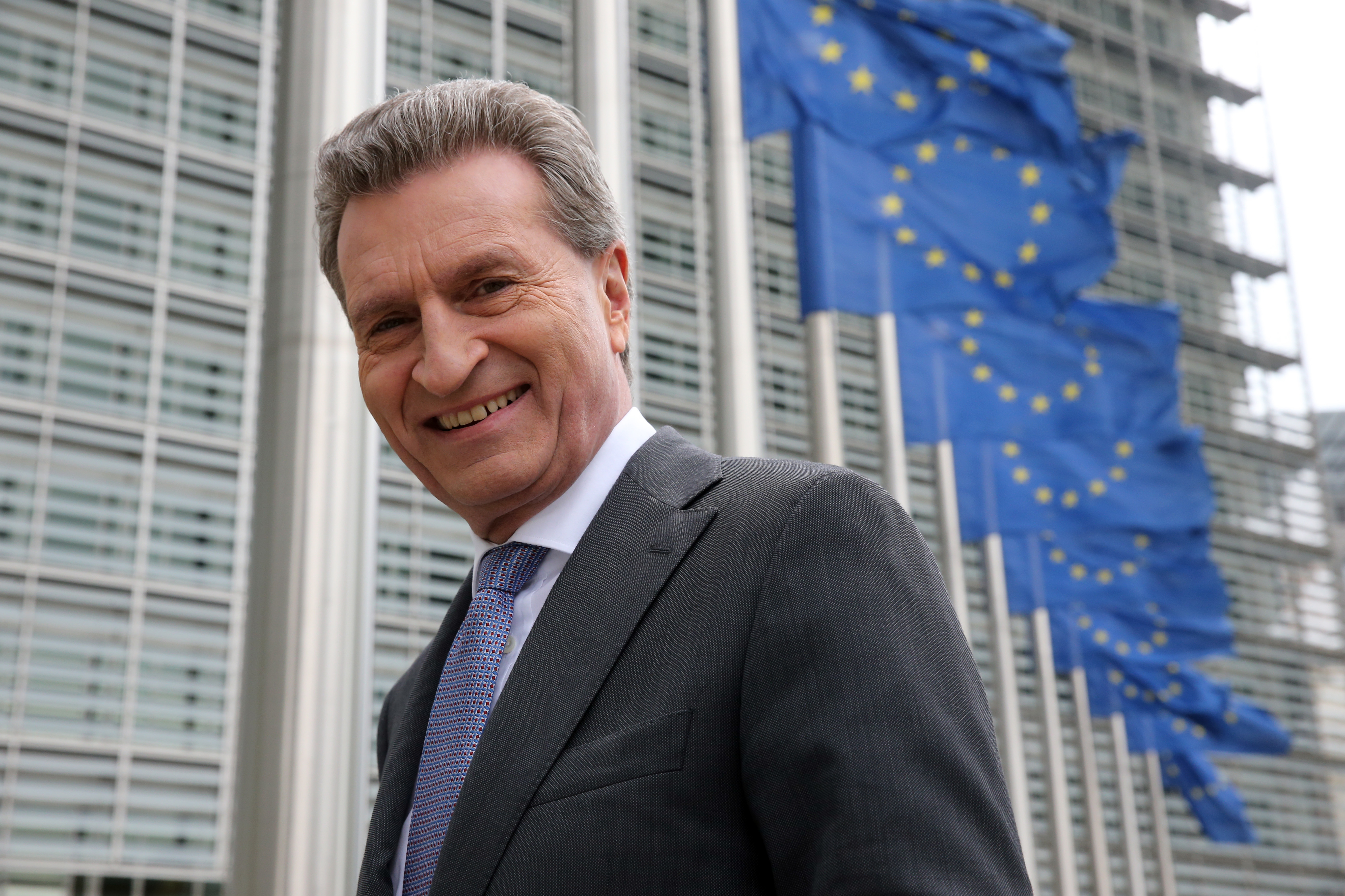 EU-Kommissar Oettinger referiert in Landau über die Zukunft Eusopas.