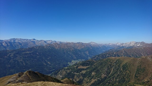 500 Höhenmeter überwunden um diese Aussicht zu genießen | Foto: ps