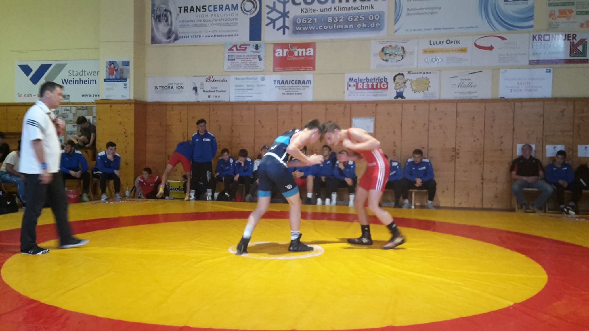 : Nachwuchstalent Daud Elembaev in Blau. Foto:ps