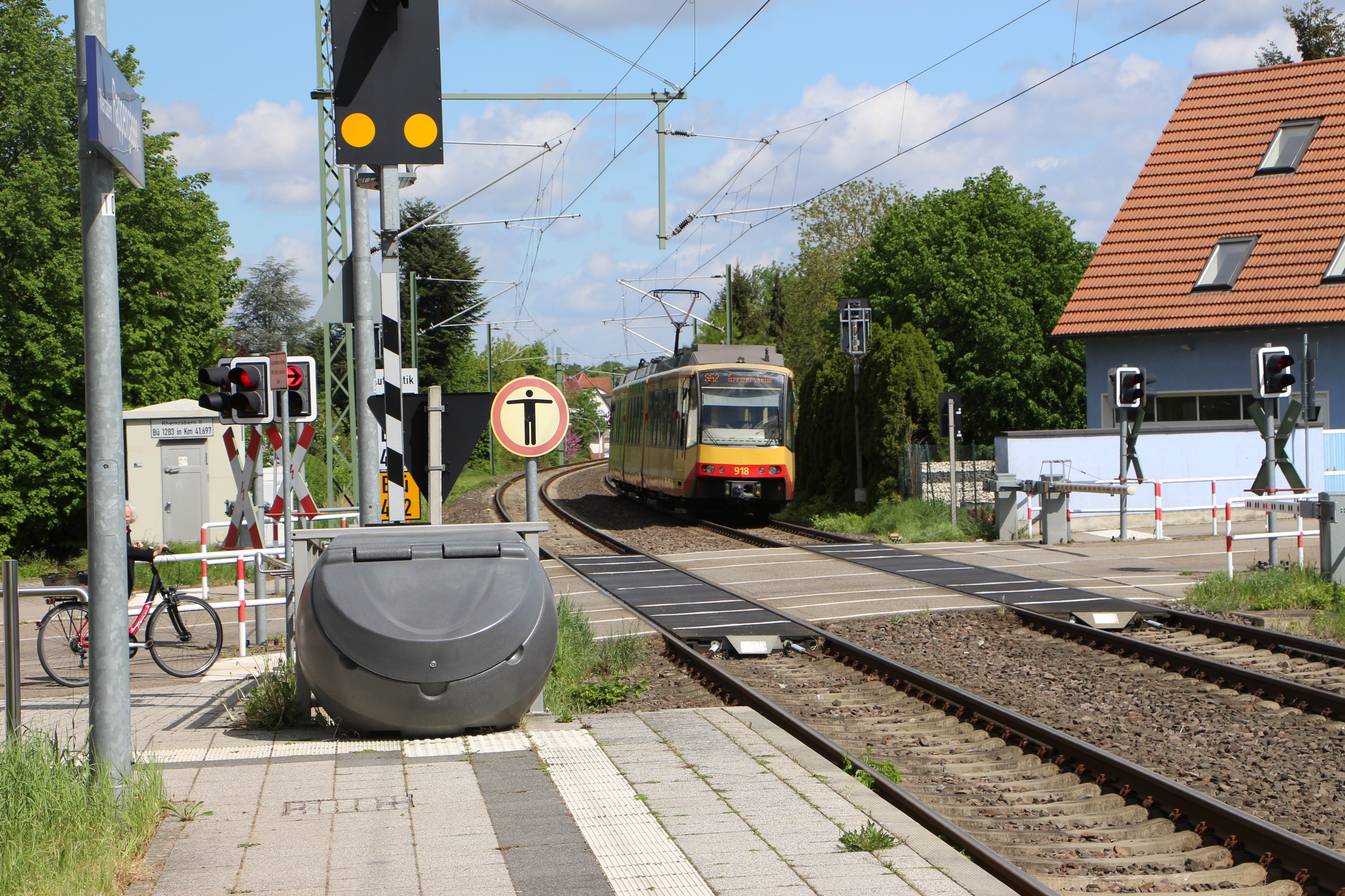 Auch die S5 von Karlsruhe über Wörth nach Germersheim und umgekehrt ist betroffen.