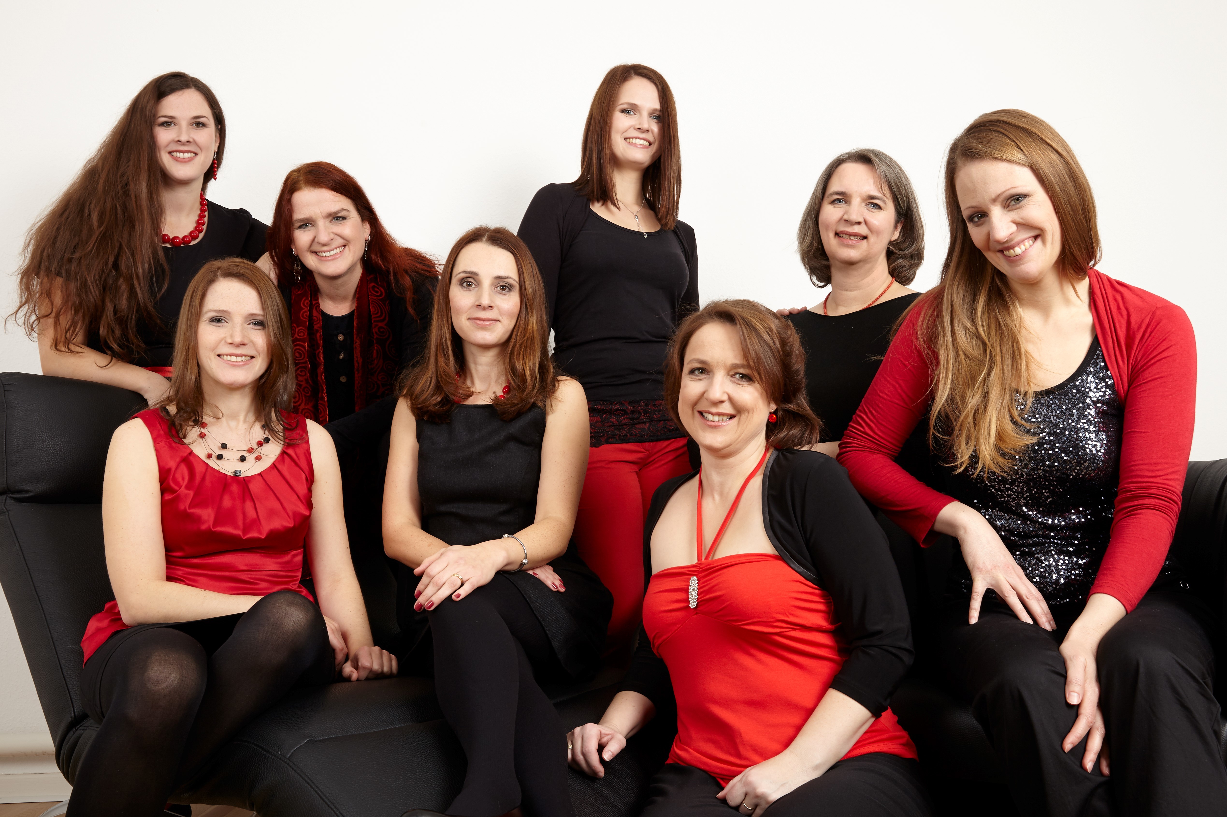 Feiern das Frauenwahlrecht: Die „Signoritas“ aus Hauenstein. Foto: ps