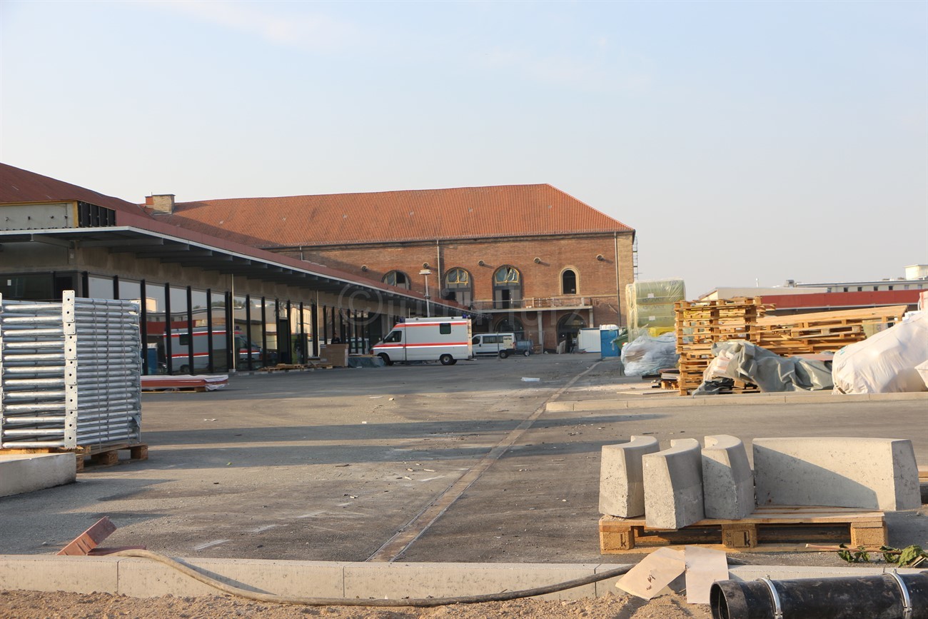Das neue Einkaufszentrum soll in fünf Wochen fertig sein.