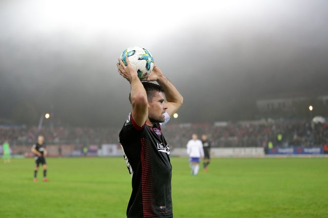 Einwürfe von Florian Dick sind immer gefährlich | Foto: Jens Vollmer