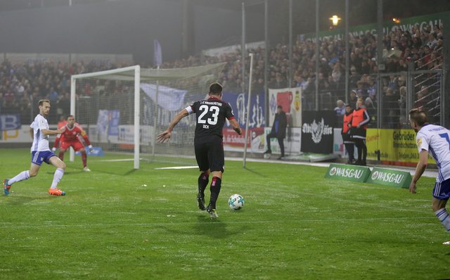 Auch Flo Dick strahlte Torgefahr aus | Foto: Jens Vollmer
