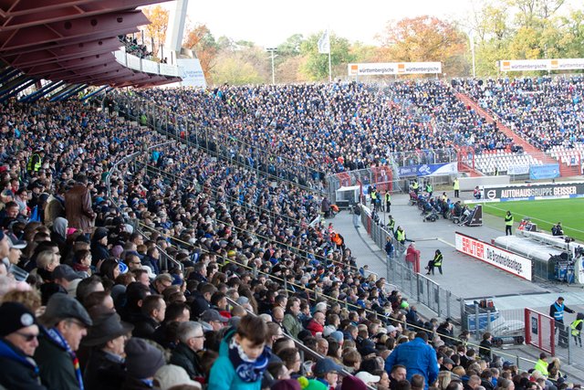 Viele wollten bei diesem Moment dabei sein | Foto: wow.pics.ka