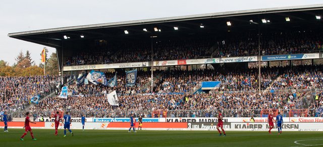 Die Fans stehen zum KSC | Foto: wow.pics.ka