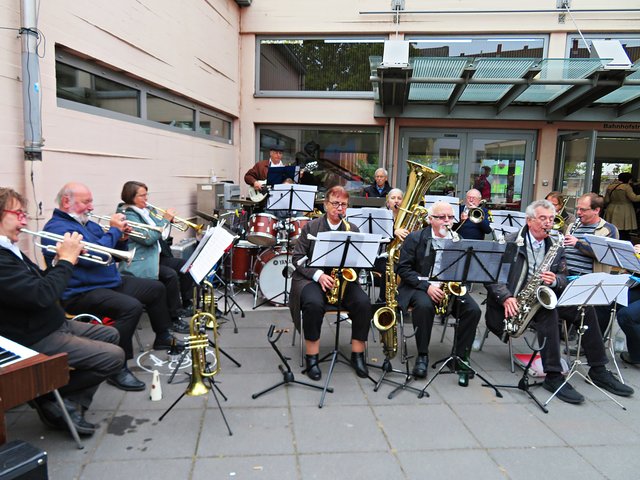 Mit viel Leidenschaft musizieren die Zwingenberger | Foto: Brigitte Melder