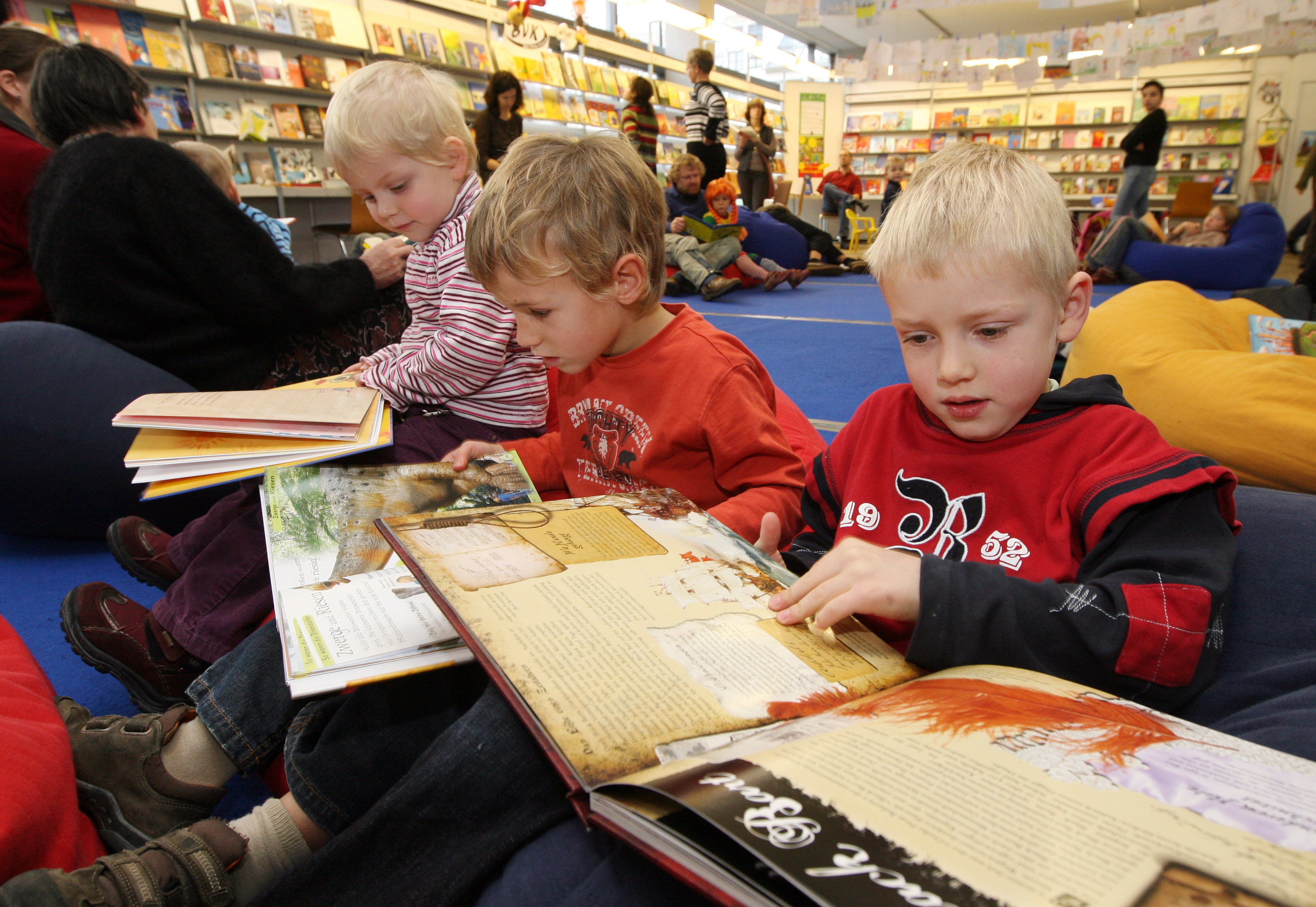 Bücherschau