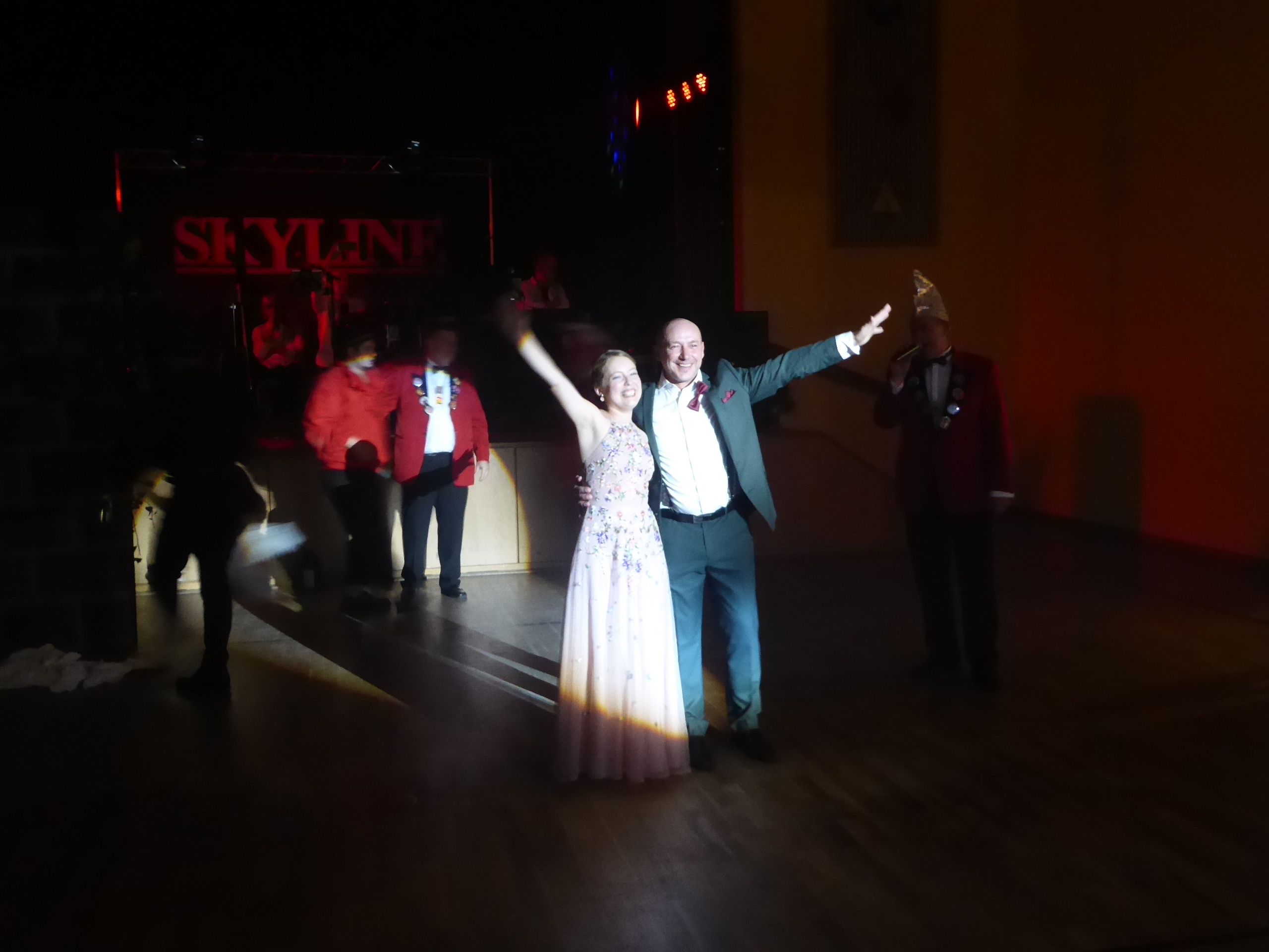 Guido Pfirrmann und Sarina Wollherr sind das neue Prinzenpaar. Foto: Beil