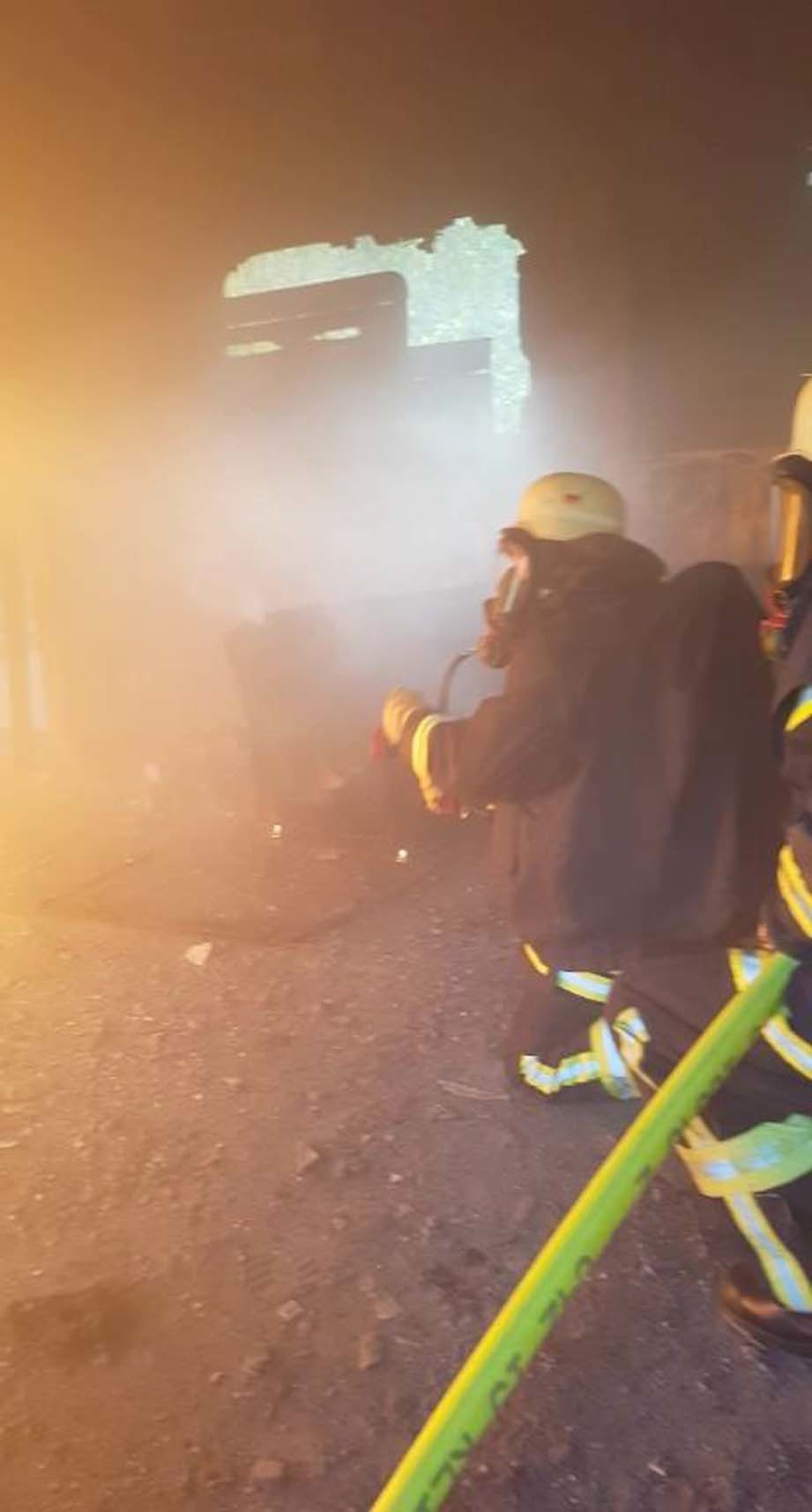 Die Heißübung bildet den Abschluss des Atemschutzlehrgangs. Foto: Feuerwehr