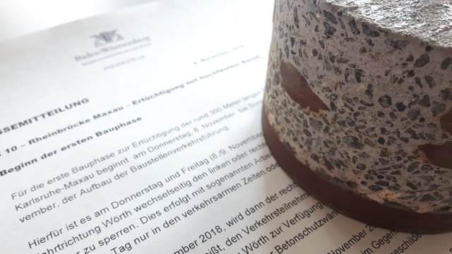 Probebohrung, bei der man die Stärke und den Inhalt gut erkennen kann | Foto: jow