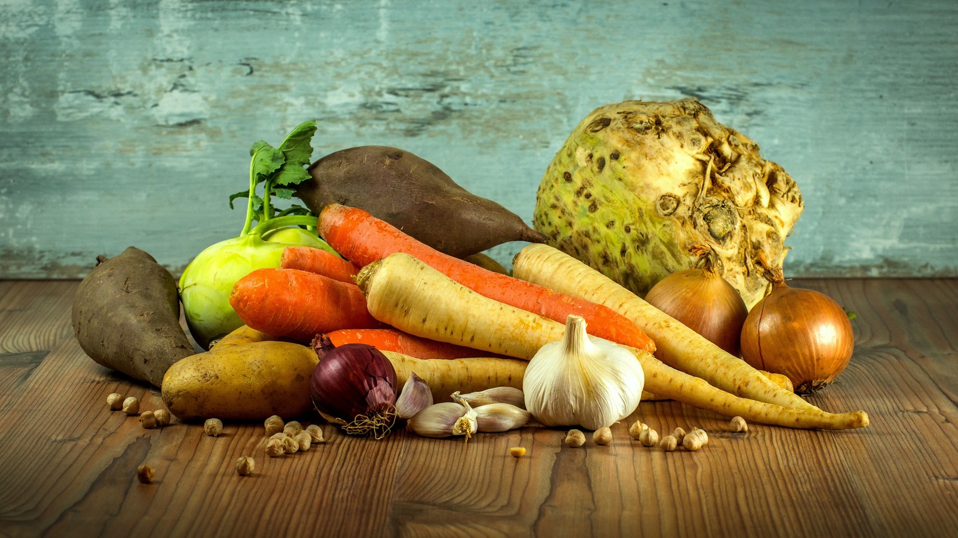 Ab 19 Uhr soll aus Lebensmitteln, die als unverkäuflich gelten und die üblicherweise vernichtet werden, gemeinsam eine leckere Mahlzeit zubereitet werden.