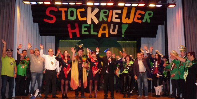Glückwünsche der Ehrengäste an die neue Ehrenstockrieb Guido I