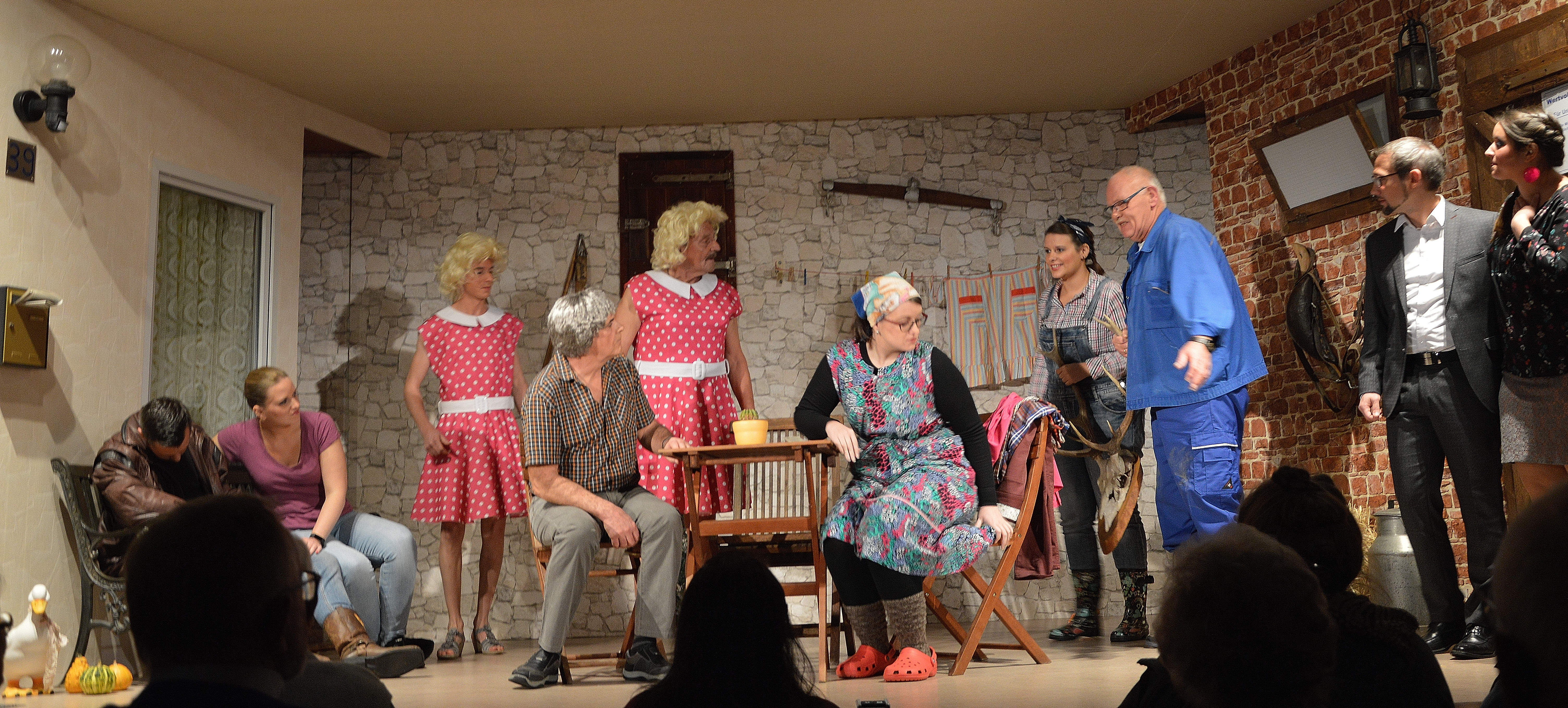 Niedermoscheler Theatergruppe Foto: ps