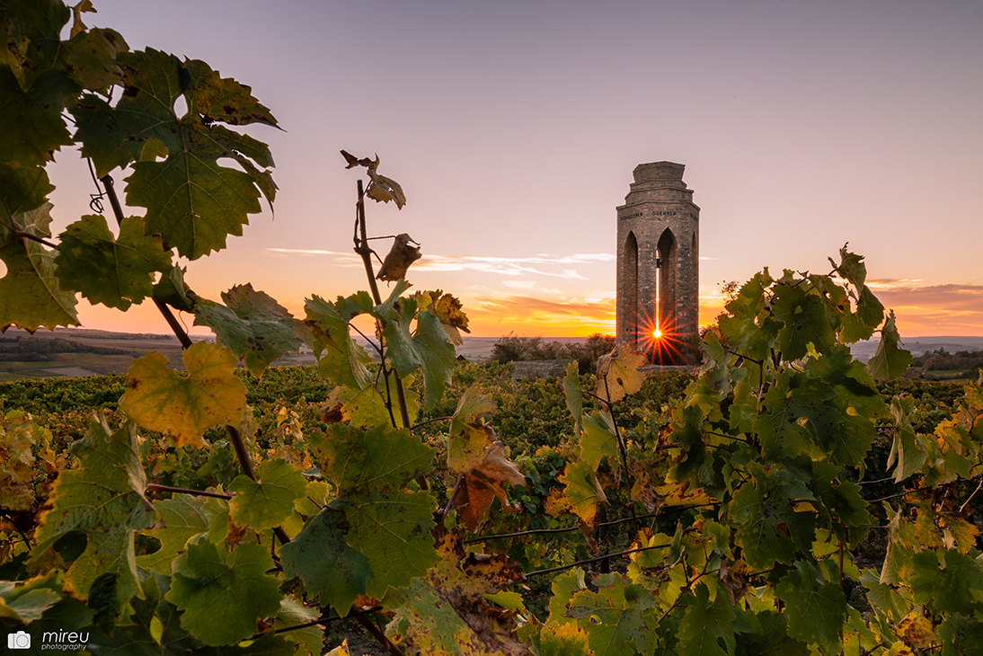 Zellertaler Ehrenmal im Herbst 2018