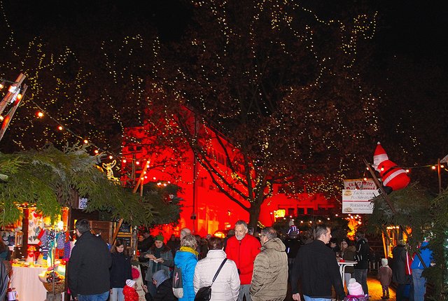„Nehmen Sie sich Zeit für einen Bummel über den Haßlocher Weihnachtsmarkt“, empfiehlt unsere Mitarbeiterin Jutta Meyer.
