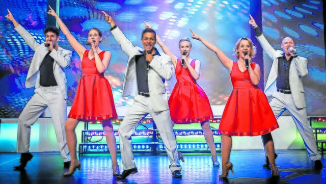 Bekannte Pose aus „Saturday Night Fever“. | Foto: Foto: Creativ Team / Fotograf: Micke Ovesson