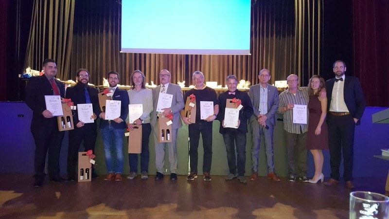 Heiko Gütermann, Timo Gütermann, Jans Wachter, Uwe Kiener-Strauss, Emil Strassner, Helmut Pusch, Kai - Uwe Lippler, ehemailger 1 Vorsitzender René Glogowsky, Michael Würtz, 4. Vorstand Melanie Leiser und 2. Vorsitzender Sven Dausch (v.l.n.r.).