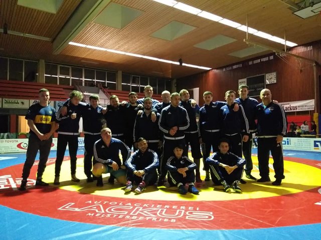 Die Meistermannschaft nach dem Saisonabschluss in Kirrlach.  Foto: ps