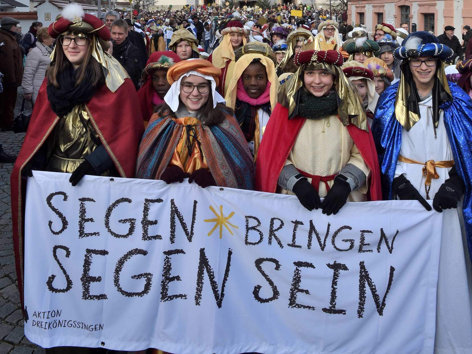 Rund 4.000 Kinder und Jugendliche engagieren sich in der Pfalz und im Saarpfalzkreis für die Sternsinger-Aktion.