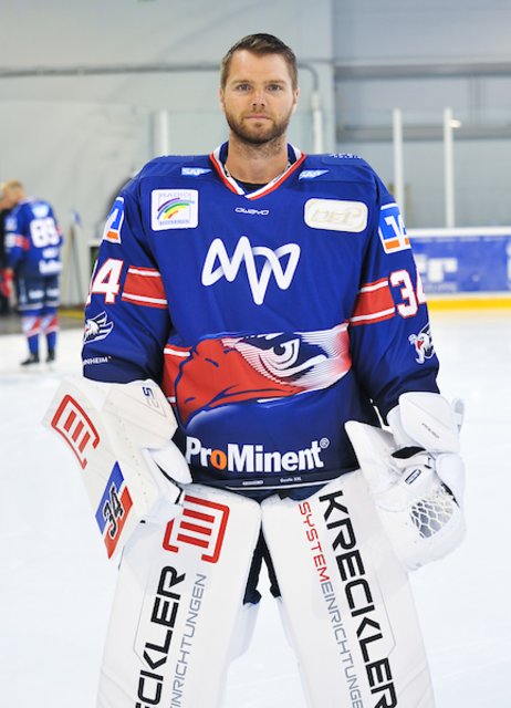 Torhüter Chet Pickard (34): Spielt seine zweite Saison in Mannheim und ist längst über den Status des Backup-Goalies hinaus. Der U20-Weltmeister mit Kanada (2008) ist auch in brenzligsten Situationen ein sicherer Rückhalt. Damit haben die Adler eines der stärksten Torhüter-Duos der ganzen Liga.  | Foto: PIX-Sportfotos/Petra Loew