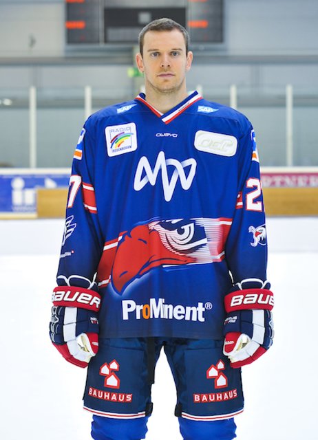 Verteidiger Brendan Mikkelson (27): Hatte schon einiges an Spielen auf dem Buckel bevor er  das „Eishockey-Neuland“  DEL betrat. Machte bereits vor über neun Jahren sein erstes Spiel in der NHL, in den Diensten der Anaheim Ducks. Der Kanadier ist eine große Kämpfernatur.   | Foto: PIX-Sportfotos/Petra Loew 