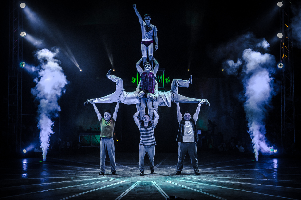 Der Zirkus des Horrors gastiert mit seiner neuen Show „Asylum – Das Irrenhaus“ auf dem neuen Messplatz in Mannheim.