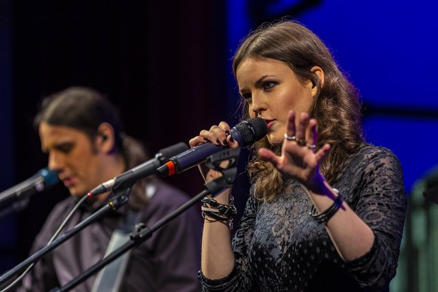 Neujahrsempfang 2019 des Oberbürgermeisters Dr. Klaus Weichel in der Fruchthalle Kaiserslautern, die Band MoonSun | Foto: Jens Vollmer