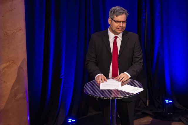 Neujahrsempfang 2019 des Oberbürgermeisters Dr. Klaus Weichel in der Fruchthalle Kaiserslautern, Phillip Tullius von den Untieren als "Klausi" | Foto: Jens Vollmer