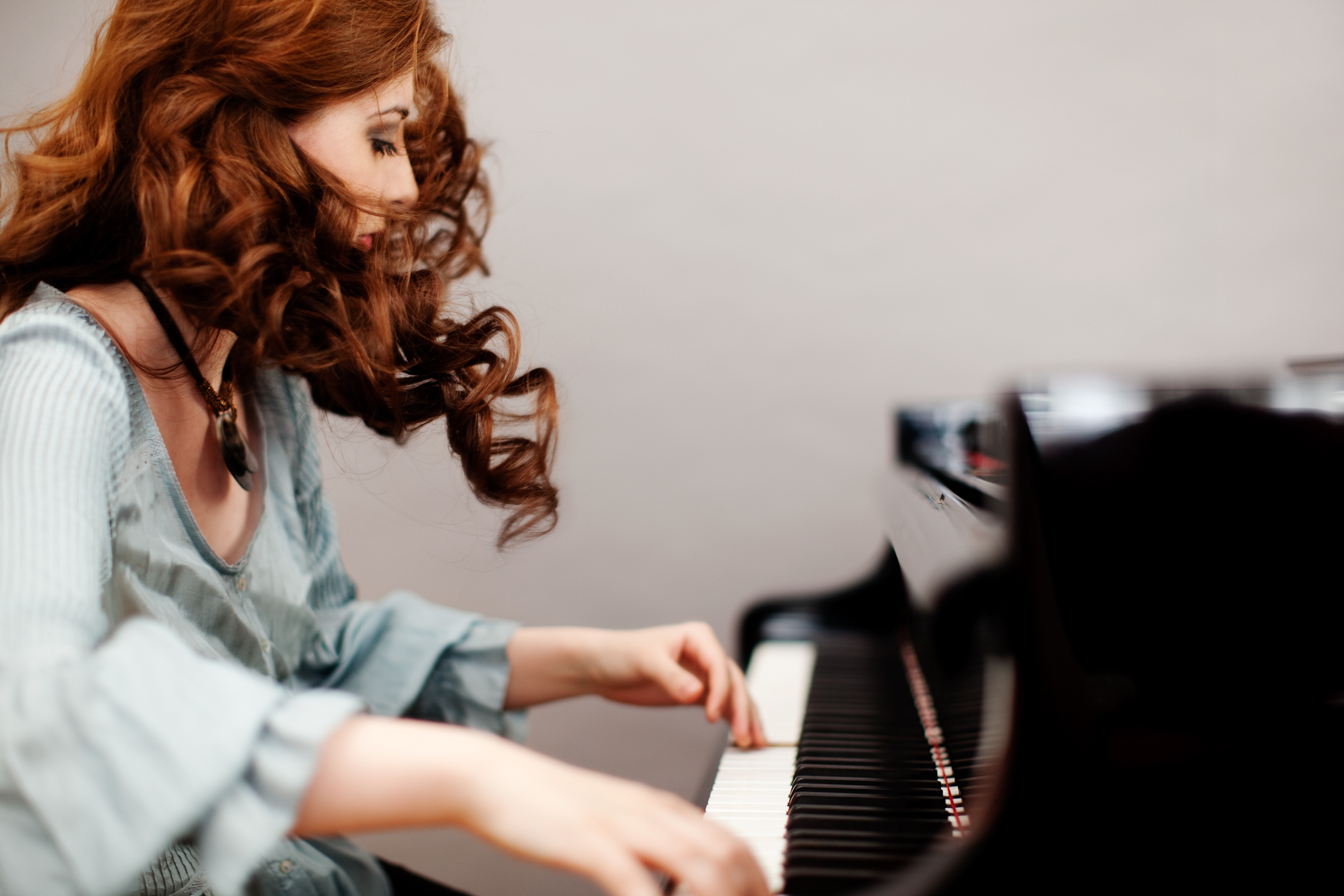 Nareh Arghamanyan errang 18 Preise bei internationalen Wettbewerben und ist „Bösendorfer Artist“.